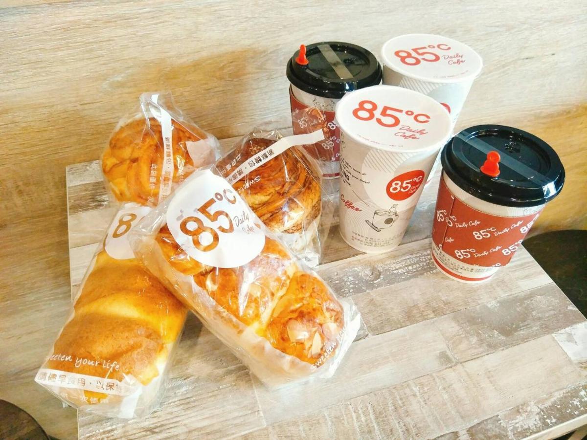 Tea King Container Bed & Breakfast หยูฉี ภายนอก รูปภาพ