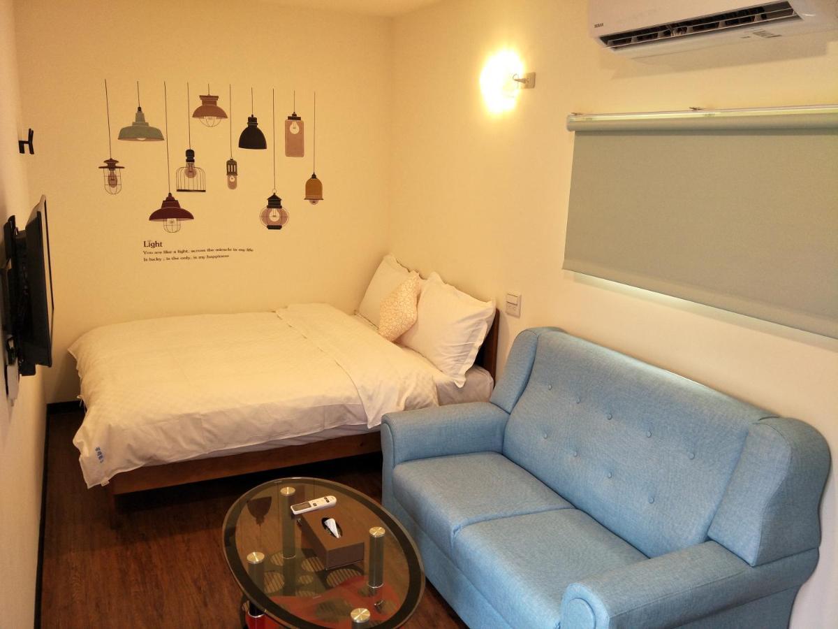 Tea King Container Bed & Breakfast หยูฉี ภายนอก รูปภาพ